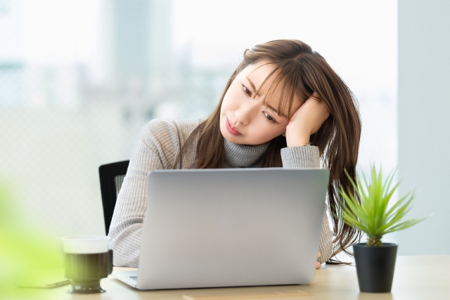 オンライン秘書は本当に稼げないの？