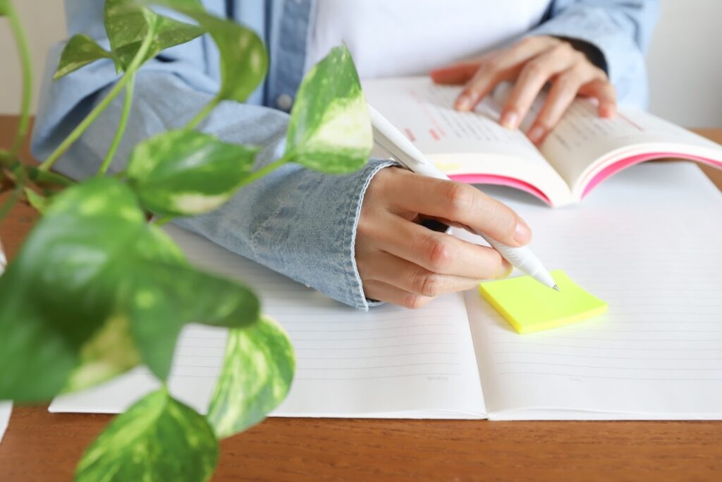 スクールを活用して副業で最初の1円を稼ぐまでのステップ